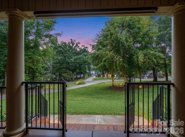 182 Broadview Circle, Mooresville, NC 28117