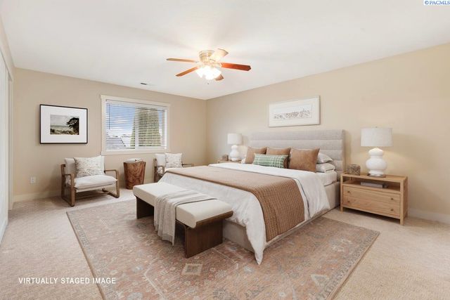 1708 W 31st Ave, Kennewick, WA 99337