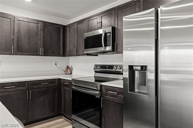 6829 Prairie Pearl Street, Las Vegas, NV 89148