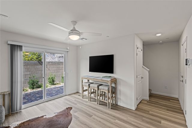 6829 Prairie Pearl Street, Las Vegas, NV 89148