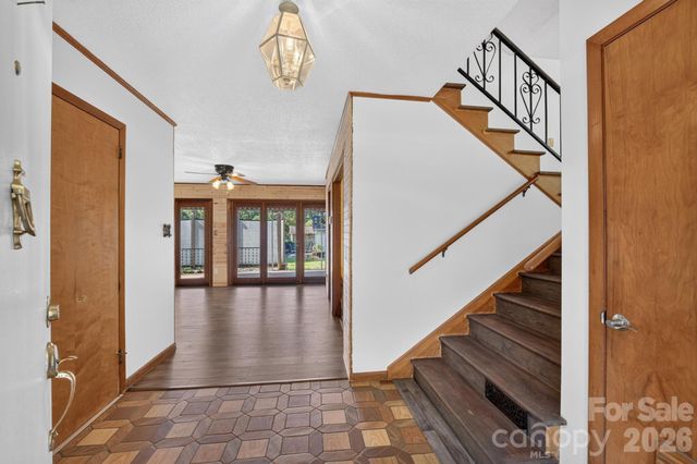 2661 Tiffany Street, Conover, NC 28613