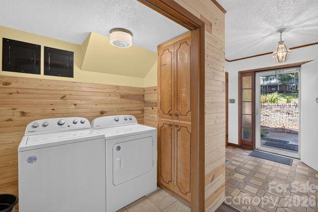 2661 Tiffany Street, Conover, NC 28613