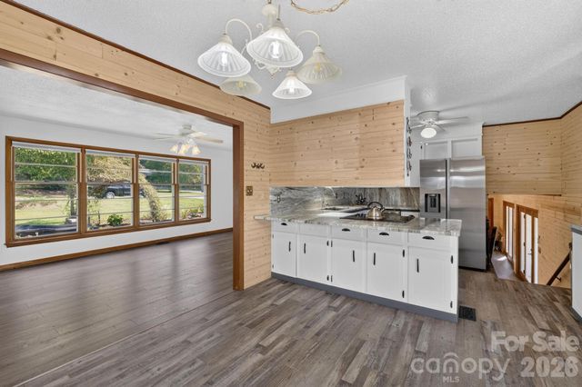2661 Tiffany Street, Conover, NC 28613