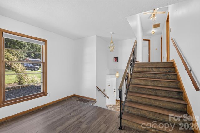 2661 Tiffany Street, Conover, NC 28613