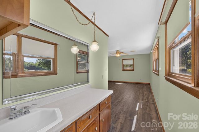 2661 Tiffany Street, Conover, NC 28613
