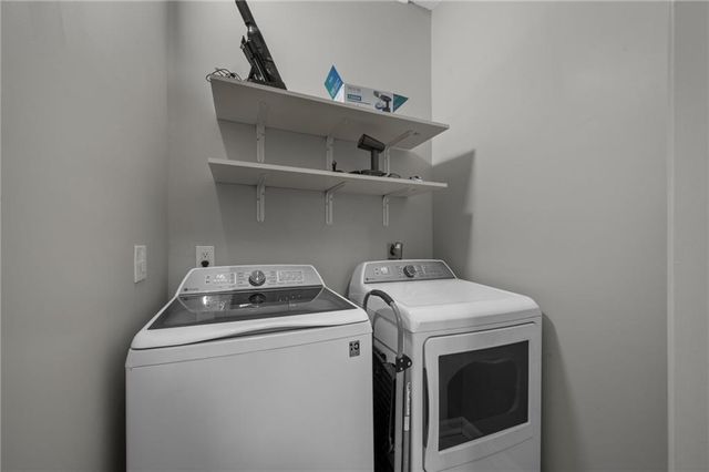 692 Ira SW Street, Atlanta, GA 30310