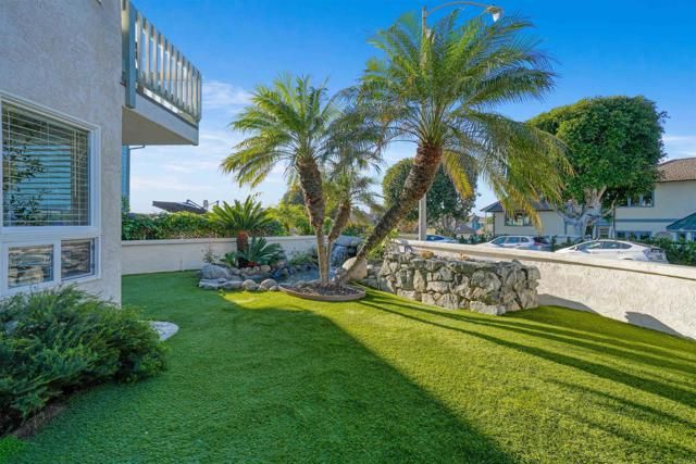 2438 Ocean Street, Carlsbad, CA 92008