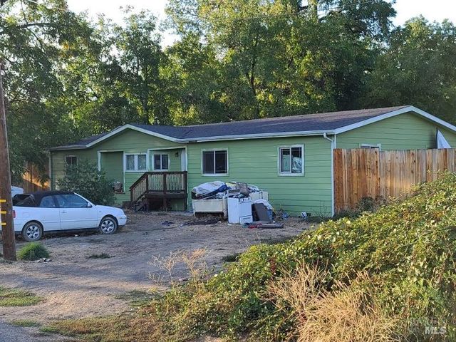 23840 Grange St, Covelo, CA 95428