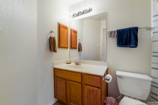 2512 Sir Barton Bay Dr, Schertz, TX 78108