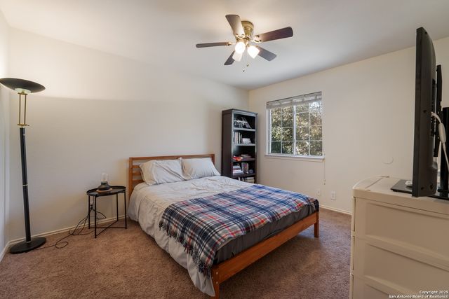 2512 Sir Barton Bay Dr, Schertz, TX 78108