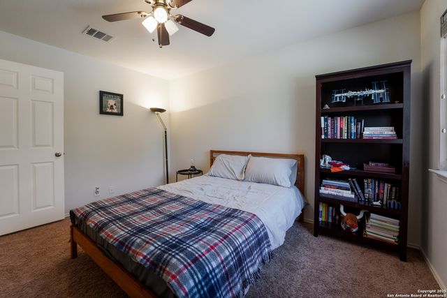 2512 Sir Barton Bay Dr, Schertz, TX 78108