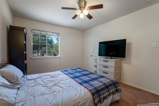 2512 Sir Barton Bay Dr, Schertz, TX 78108