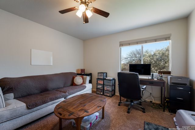 2512 Sir Barton Bay Dr, Schertz, TX 78108