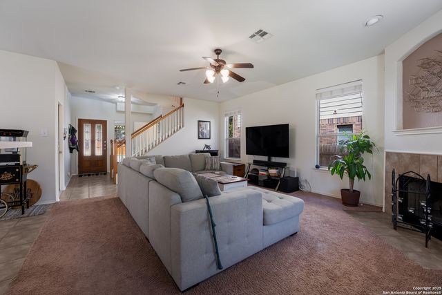 2512 Sir Barton Bay Dr, Schertz, TX 78108