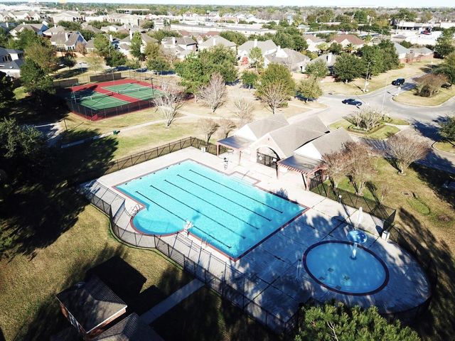 16011 Belleshire Glen Lane, Houston, TX 77084