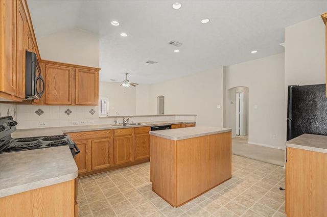 16011 Belleshire Glen Lane, Houston, TX 77084