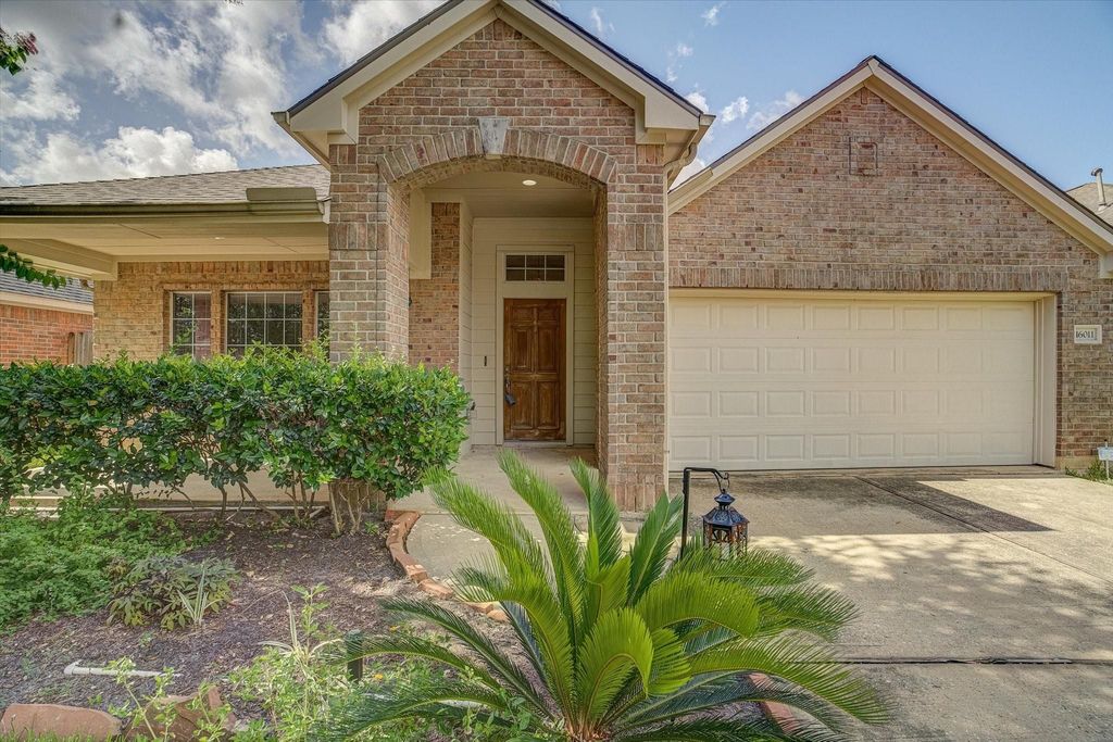 16011 Belleshire Glen Lane, Houston, TX 77084