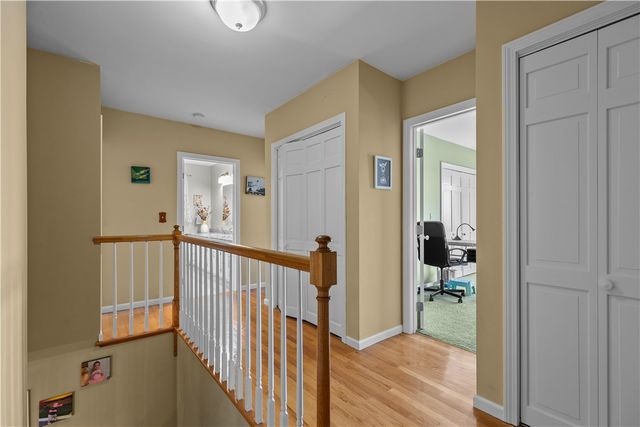 20 Morrison Avenue, Middletown, RI 02840