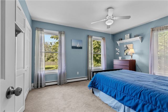 20 Morrison Avenue, Middletown, RI 02840