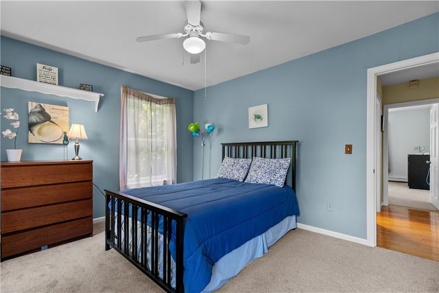 20 Morrison Avenue, Middletown, RI 02840