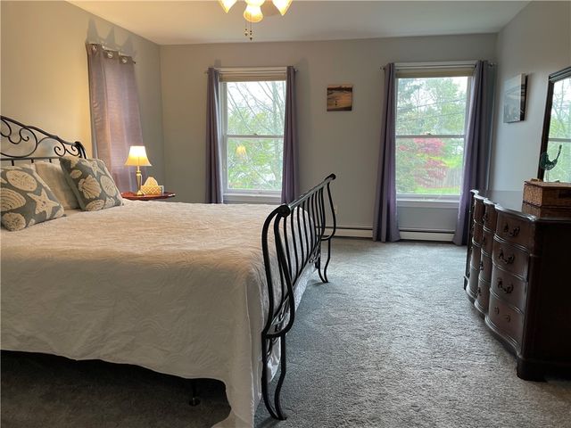 20 Morrison Avenue, Middletown, RI 02840