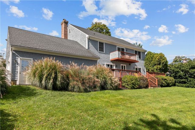 20 Morrison Avenue, Middletown, RI 02840