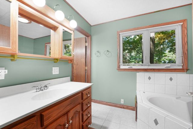 4923 Lakeview Drive, Green Lake Twp, MI 49643