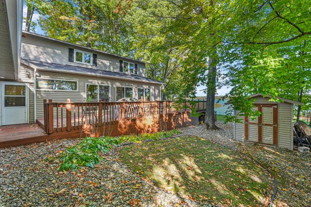 4923 Lakeview Drive, Green Lake Twp, MI 49643