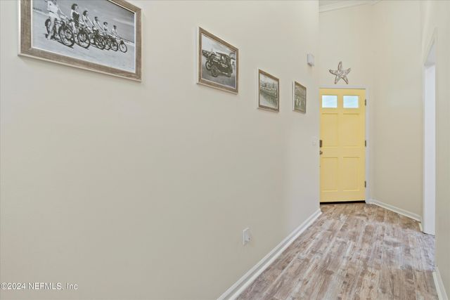 1940 AMERICA Avenue, Jacksonville Beach, FL 32250