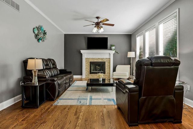 13975 W 143 Court, Olathe, KS 66062