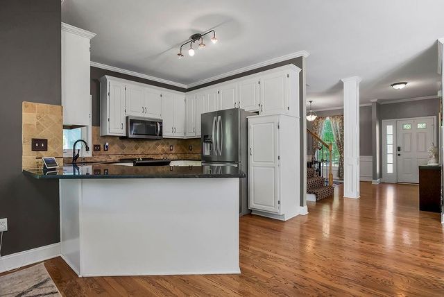 13975 W 143 Court, Olathe, KS 66062