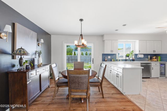 158 Pinewood Road, Toms River, NJ 08753