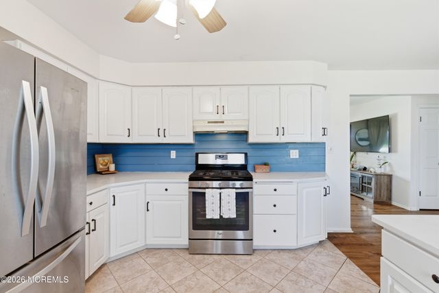 158 Pinewood Road, Toms River, NJ 08753