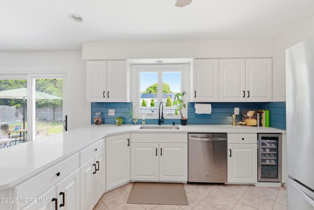 158 Pinewood Road, Toms River, NJ 08753
