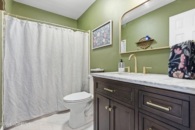 158 Pinewood Road, Toms River, NJ 08753