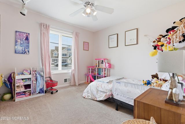 158 Pinewood Road, Toms River, NJ 08753