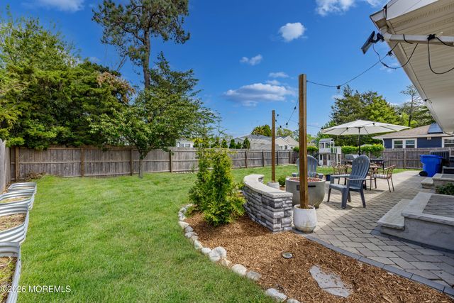 158 Pinewood Road, Toms River, NJ 08753