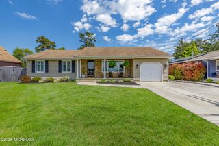 158 Pinewood Road, Toms River, NJ 08753