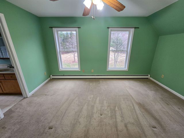 90 Hidden Pasture Road, Hinesburg, VT 05461