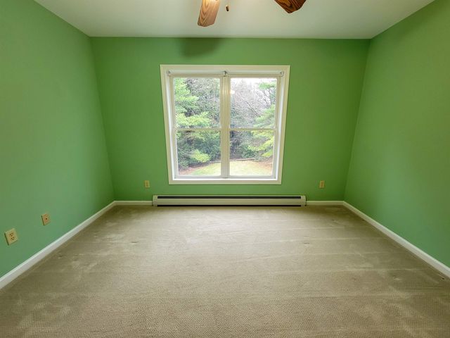 90 Hidden Pasture Road, Hinesburg, VT 05461