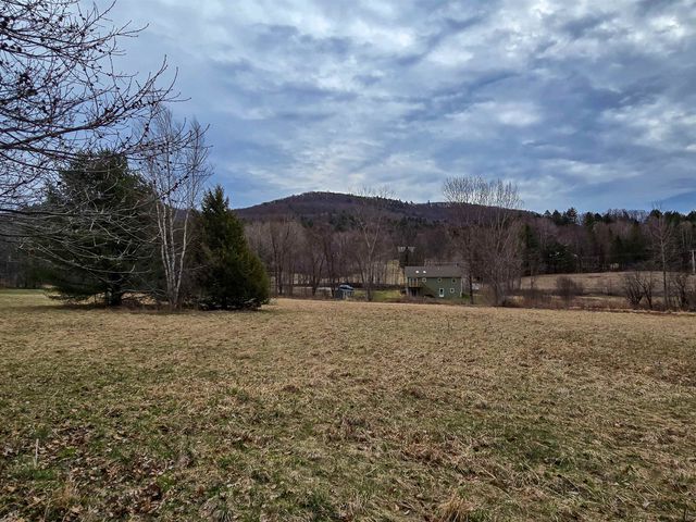 90 Hidden Pasture Road, Hinesburg, VT 05461