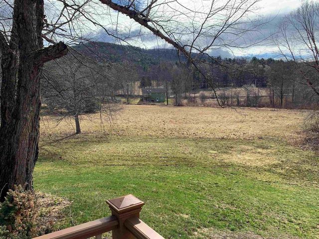 90 Hidden Pasture Road, Hinesburg, VT 05461