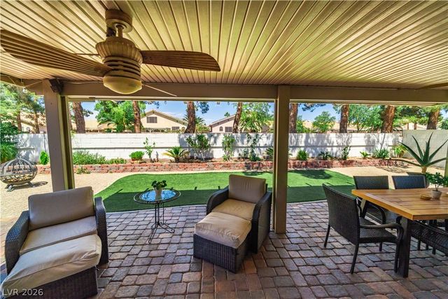 906 Sitting Bull Drive, Henderson, NV 89014