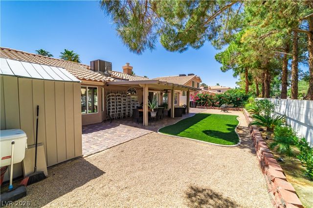 906 Sitting Bull Drive, Henderson, NV 89014