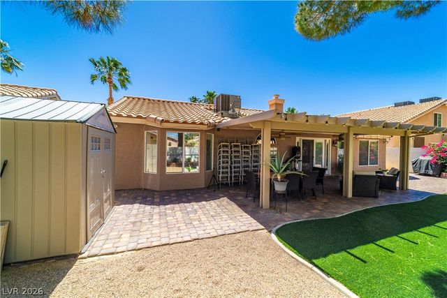 906 Sitting Bull Drive, Henderson, NV 89014