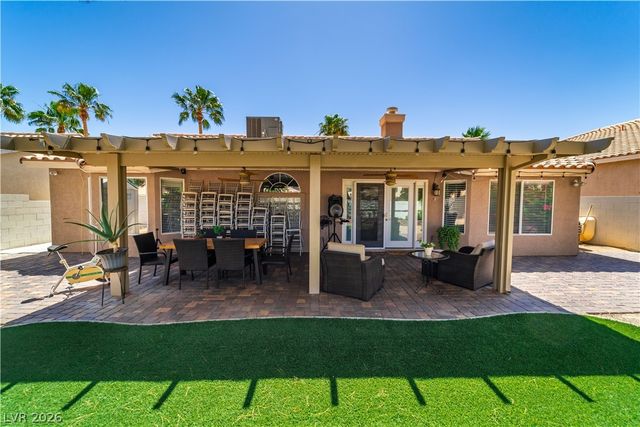 906 Sitting Bull Drive, Henderson, NV 89014