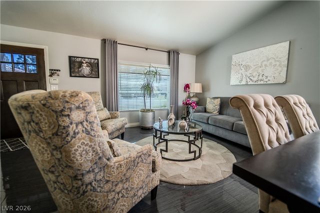 906 Sitting Bull Drive, Henderson, NV 89014