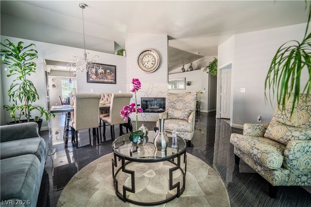 906 Sitting Bull Drive, Henderson, NV 89014