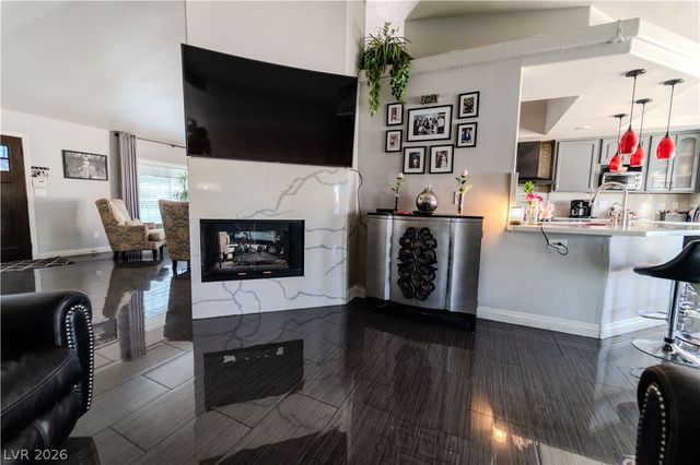 906 Sitting Bull Drive, Henderson, NV 89014