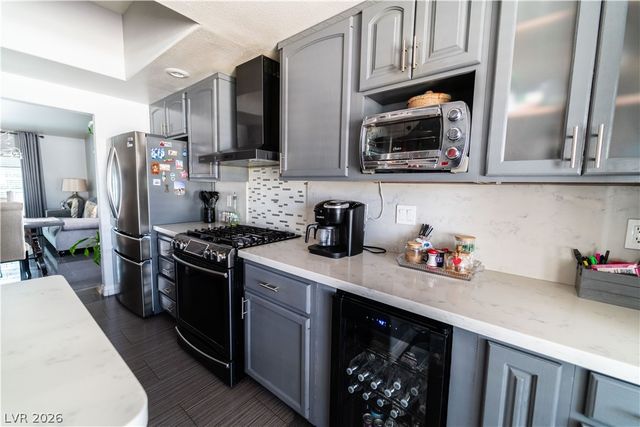 906 Sitting Bull Drive, Henderson, NV 89014